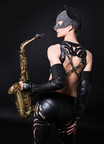 FlyingSax Ines Weber "Miss SaxCat"